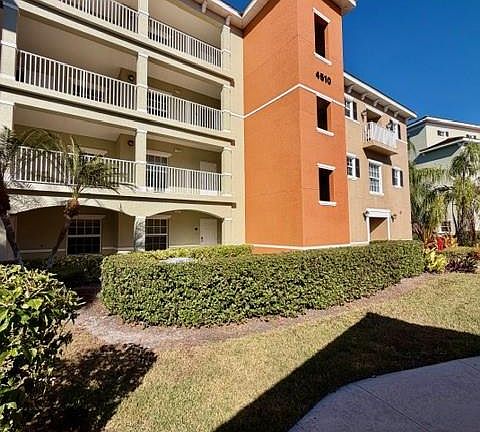 2nd image of 4510 Botanical Place Cir #3
