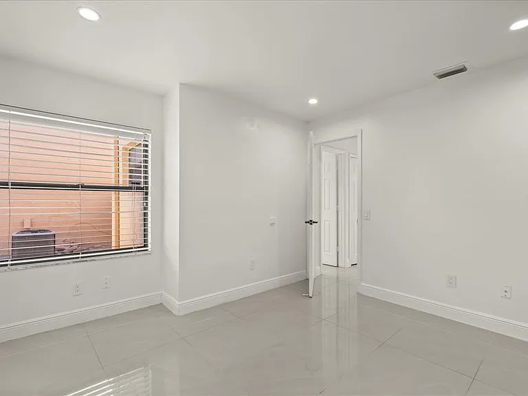 6135 Crystal View Dr — Photo 17