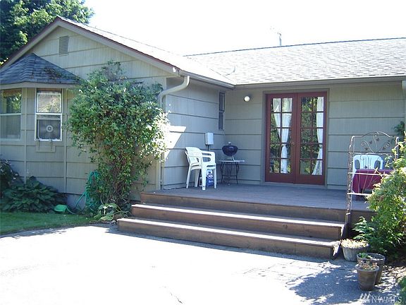 5th image of 3785 Olympic Blvd W