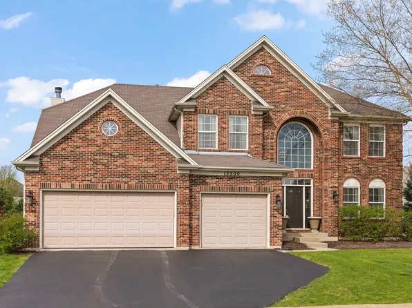 13500 Arborview Cir, Plainfield, IL 60585