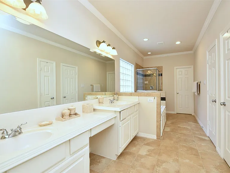 1226 Sopris Dr — Photo 17
