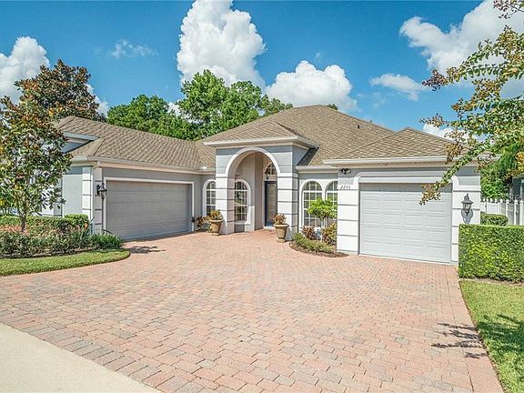 3rd image of 2246 Northumbria Dr