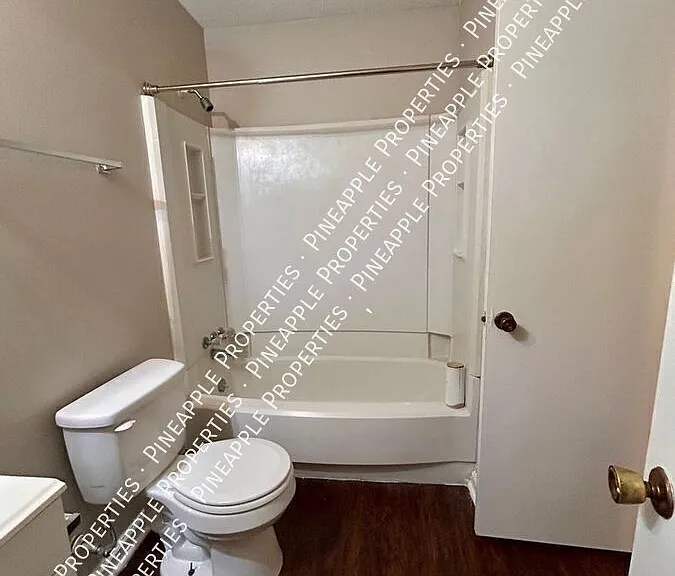 184 Dorchester Manor Blvd #A — Photo 8