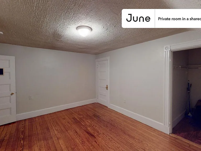 34 Coolidge Rd #F — Photo 3