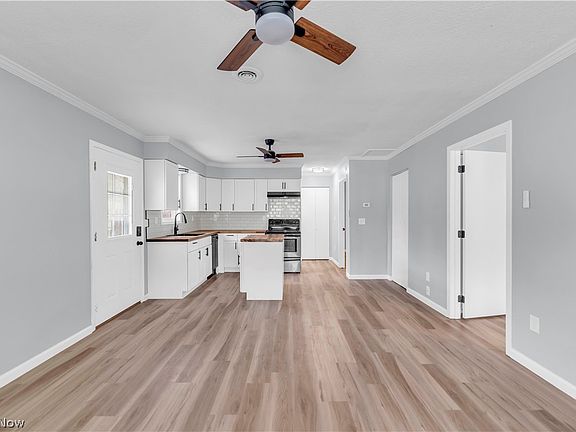 5th image of 320 Elberta Dr