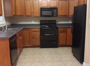302 S Amsterdam Ct, Virginia Beach, VA 23454