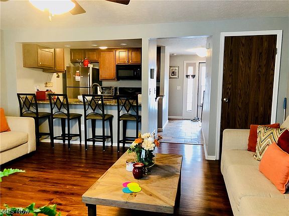 5th image of 308 Zingales Dr #9D