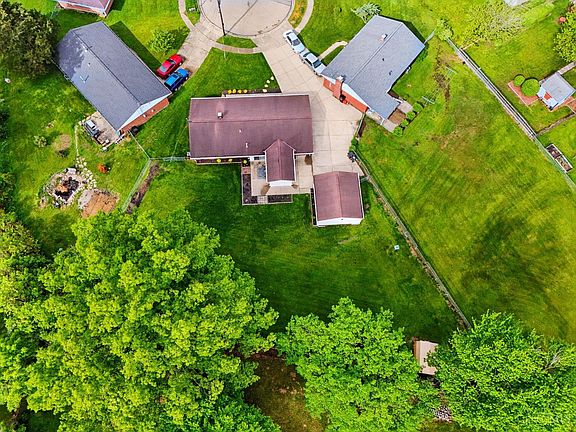 5th image of 604 Sioux Ct