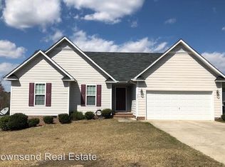 224 Batesfield Dr, Fayetteville, NC 28311