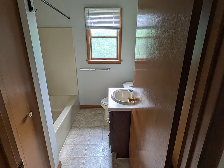 1340 Columbia Dr — Photo 7