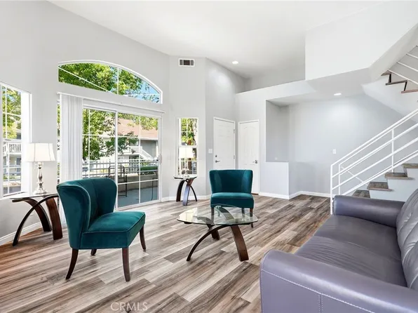 7109 Farralone Ave Unit 117, Canoga Park, CA 91303