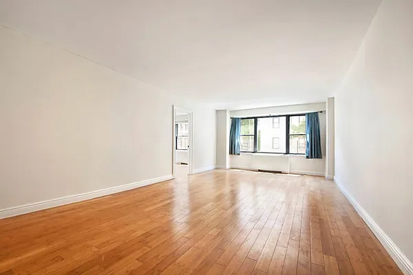 Rented by Town Residential | media 9