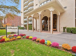 125 Prospect Ave APT 17G, Hackensack, NJ 07601