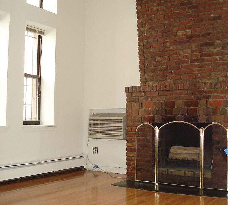 1st image of 404 E 80th St APT A