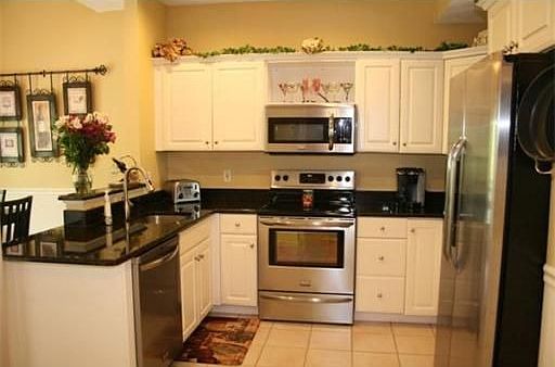 5th image of 1200 Salem St #189