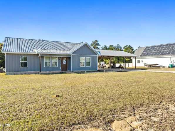 520 Lakepointe Dr, Chipley, FL 32428
