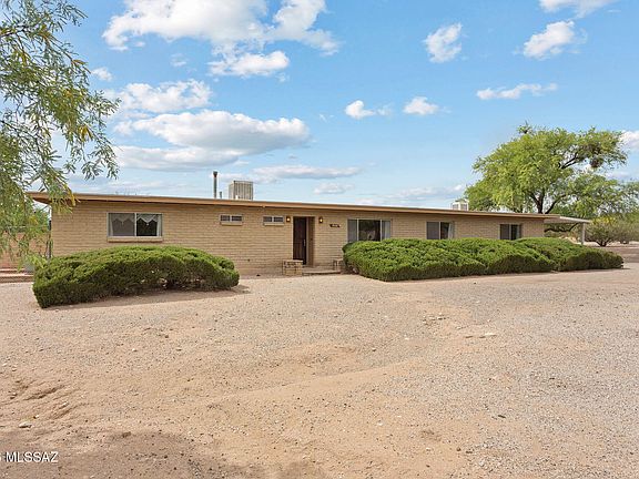 5th image of 10100 E Moccasin Pl