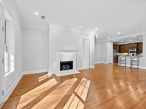 3rd image of 3280 Stillhouse Ln SE Unit 206