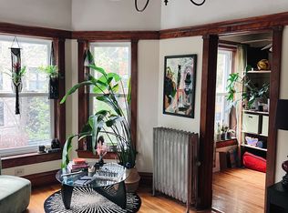 714 W Briar Place #Second Floor, Chicago, IL 60657