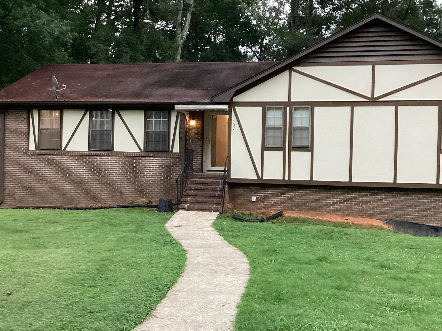 437 Carriage Dr, Forestdale, AL 35214 Zillow