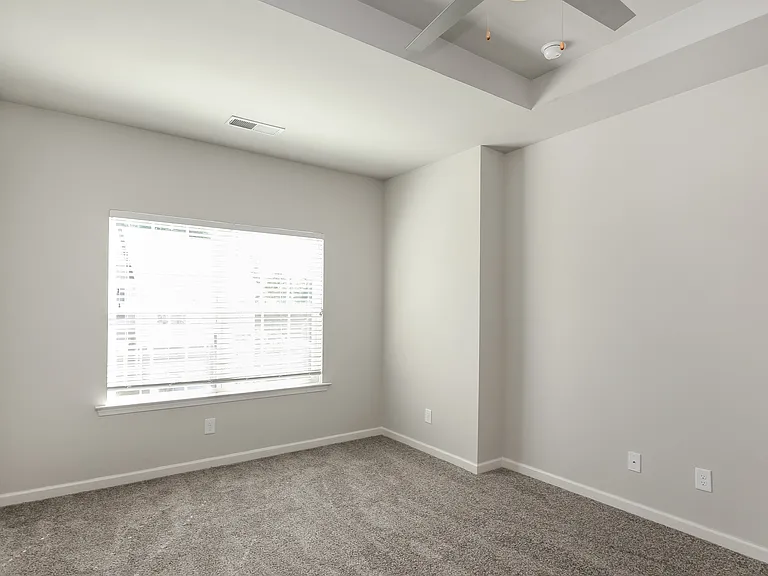 7 Madaline Ln — Photo 10