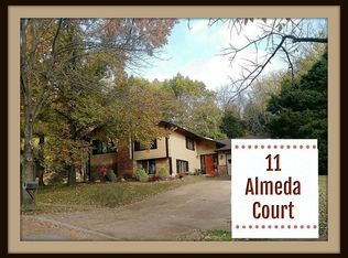 11 Almeda Ct, Fenton, MO