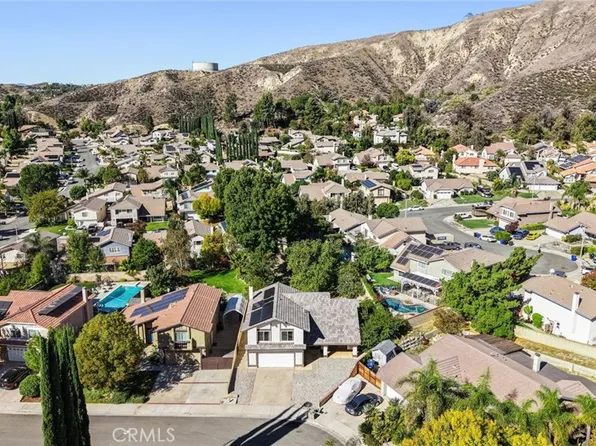 28647 Visco Ct, Santa Clarita, CA 91390