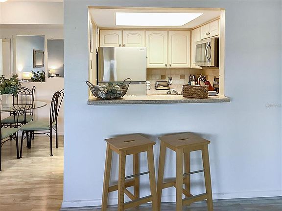 3rd image of 4736 Jasper Dr APT 207
