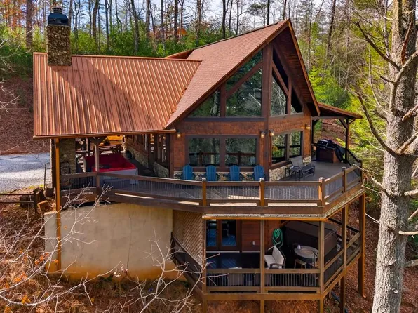 40 Adelaide Trl, Blue Ridge, GA 30513