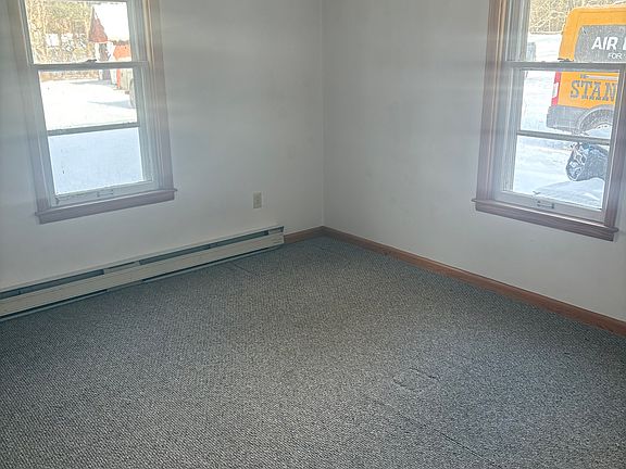 4th image of 1311 Gravel Pond Rd APT 1
