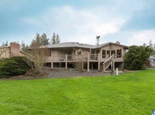 107 17th Ct, Sequim, WA 98382