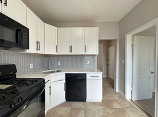 28 Belvidere Ave #3, Jersey City, NJ 07304