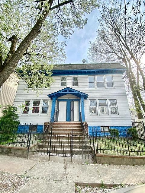 1st image of 33 W Avon Ave #1L