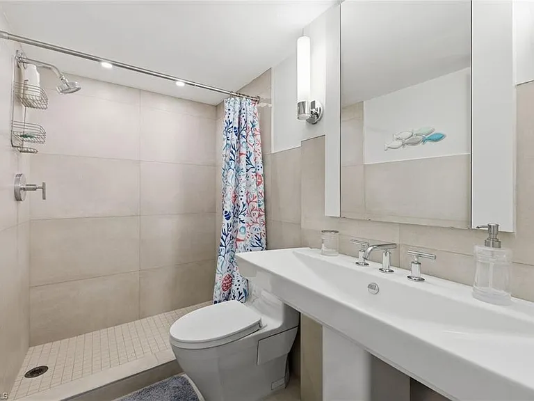 4200 Belair Ln #313 — Photo 15