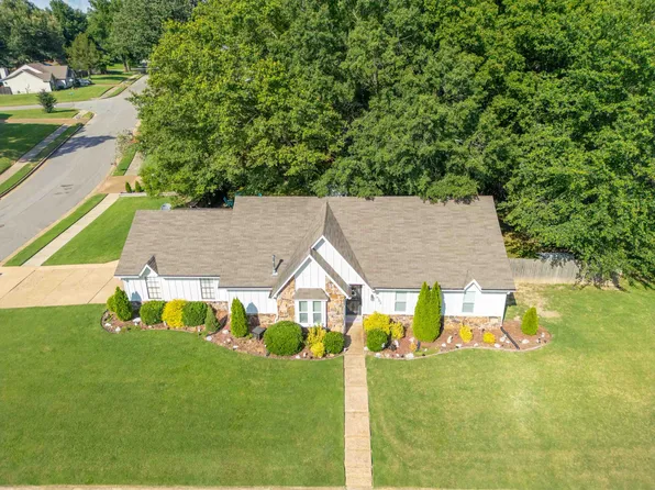 9302 Fletcher Trace Pkwy, Arlington, TN 38002