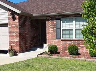 102 Thunder Ridge Ct, Branson, MO 65616