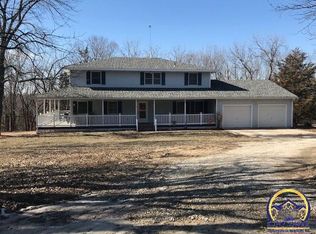 633 SE Shadden Rd, Tecumseh, KS 66542