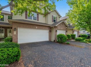 293 Bent Grass Cir UNIT D, Dekalb, IL 60115