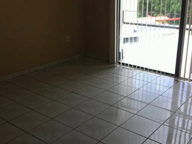 12404 SW 20th Ter — Photo 4