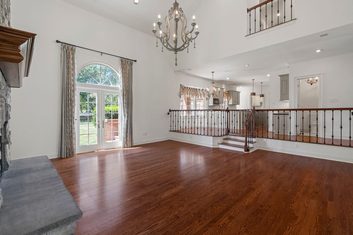 next background image