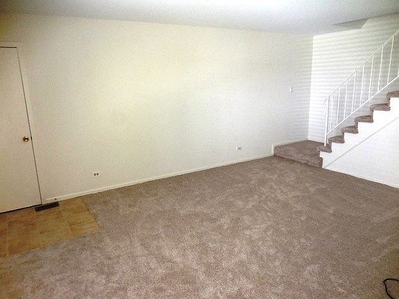 3rd image of 1425 Sacramento Dr