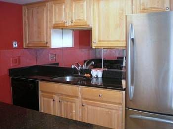 2nd image of 2830 Shore Dr APT 612