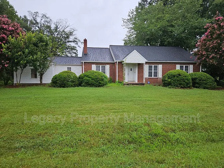 1425 Union Cross Rd — Photo 1