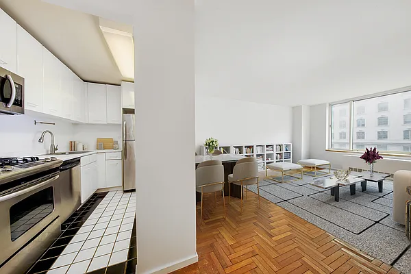 Rented by Corcoran | media 13