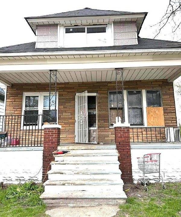 1st image of 12524 Maine St