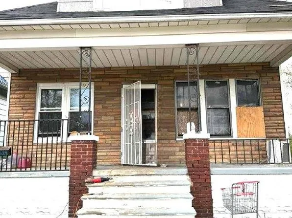 12524 Maine St, Hamtramck, MI 48212