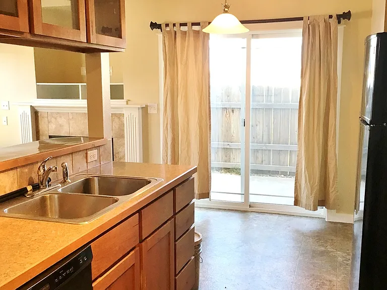 9157 W Brogan Dr — Photo 3