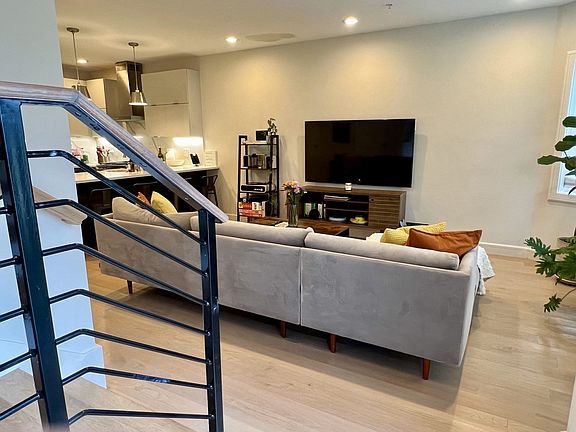 5th image of 54-58 Robey St #56