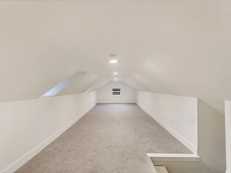 26307 S Highway 213 — Photo 17
