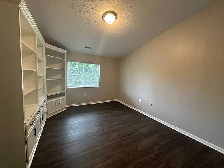 10301 Trotters Pointe Dr #201 — Photo 7
